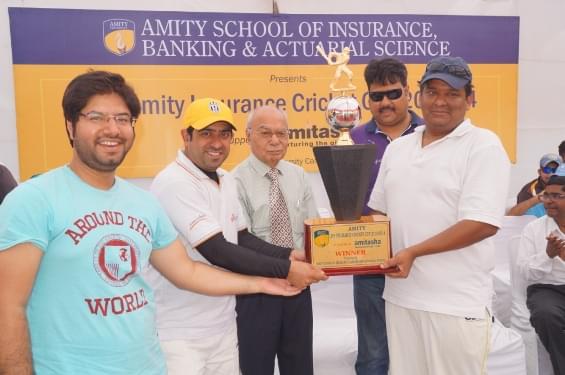 Amity School of Insurance, Banking and Actuarial Science Noida Extra Curriculars photo 9