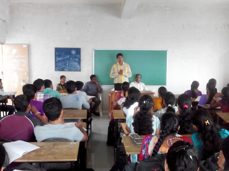 Abhinav Education Society's College of Computer Science and Management Ambegaon Campus and Infrastructure photo 6