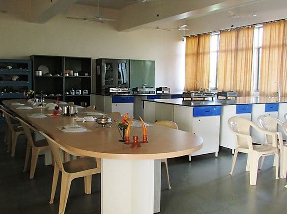 Manikaka Topawala Institute of Nursing Anand Campus & Infrastructure photo 1