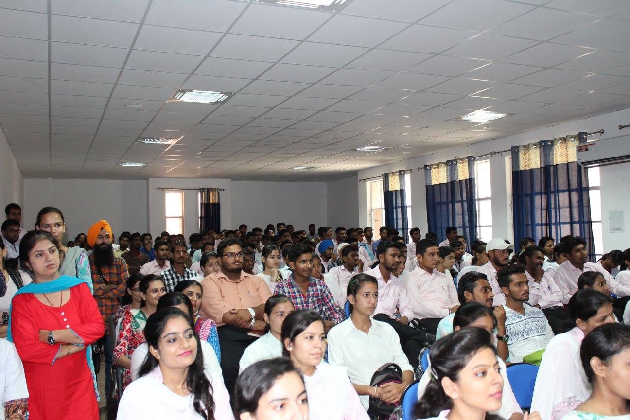 Tantia University Sriganganagar Seminar photo 8