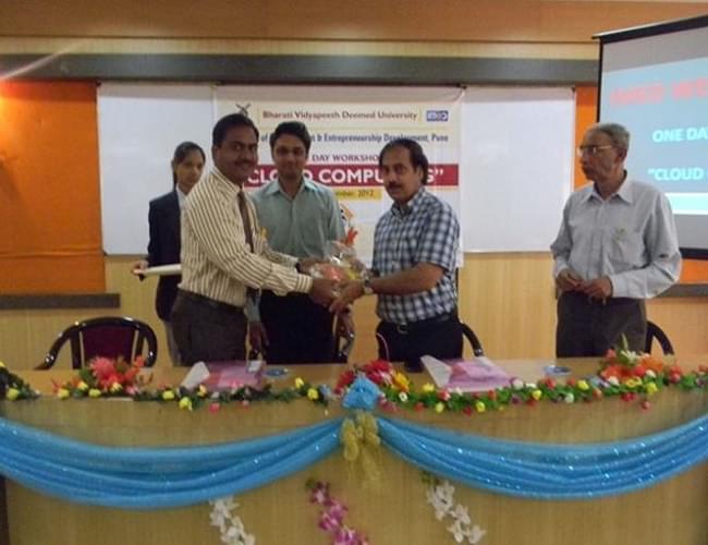 Bharati Vidyapeeth University, Institute of Management and Entrepreneurship Development Pune Events photo 4