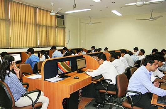 Delhi Institute of Advanced Studies New Delhi Computer Lab photo 1