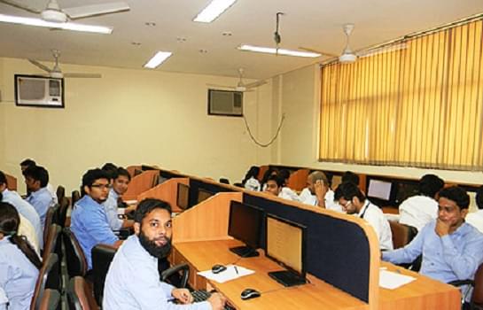 Delhi Institute of Advanced Studies New Delhi Computer Lab photo 2