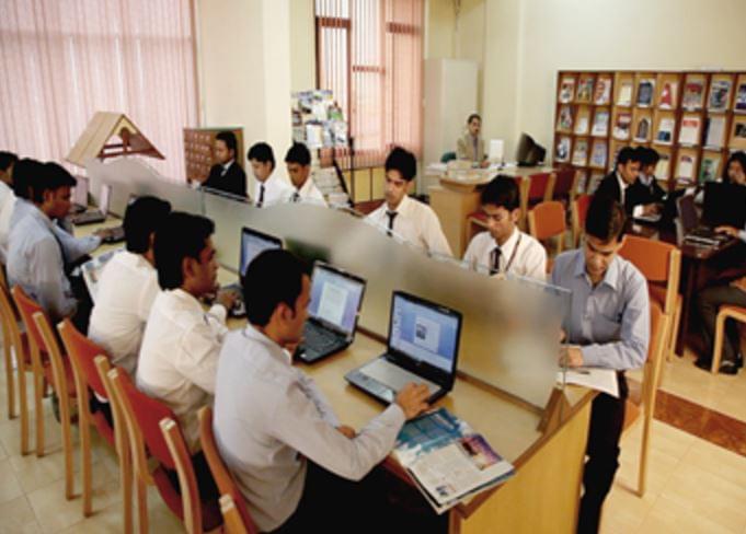 Accman Institute of Management Greater Noida Life at Campus photo 3