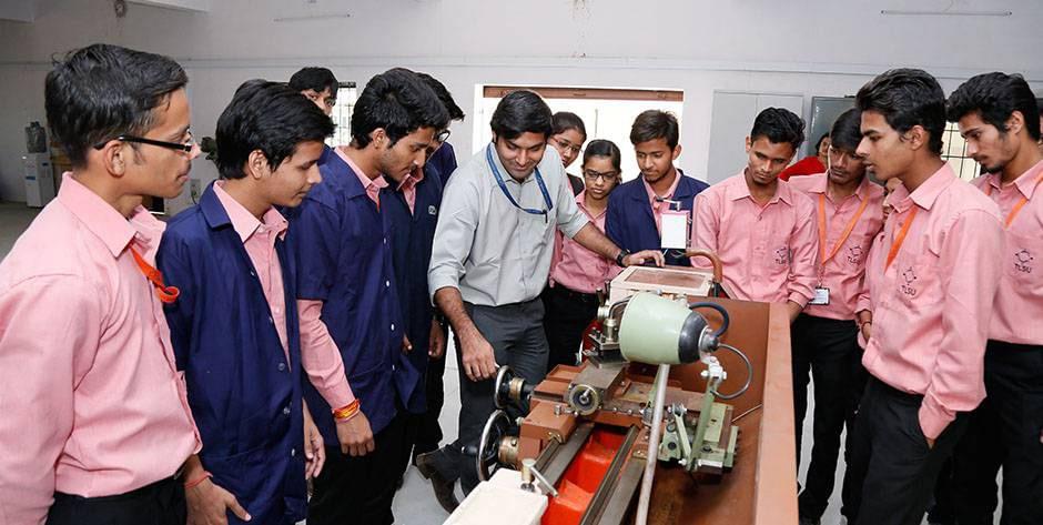 TeamLease Skills University Vadodara Infrastructure photo 5