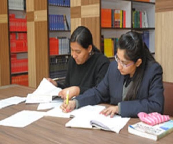 Graphic Era Hill University Bhimtal Campus, School of Management Nainital hostel photo 3