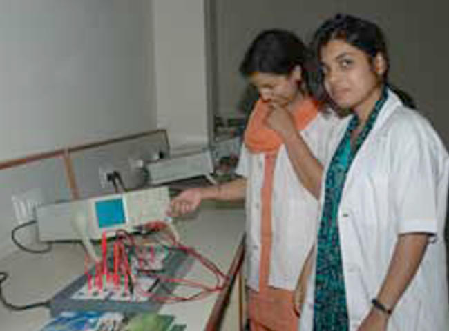 HMS Institute of Technology Tumkur Lab photo 4