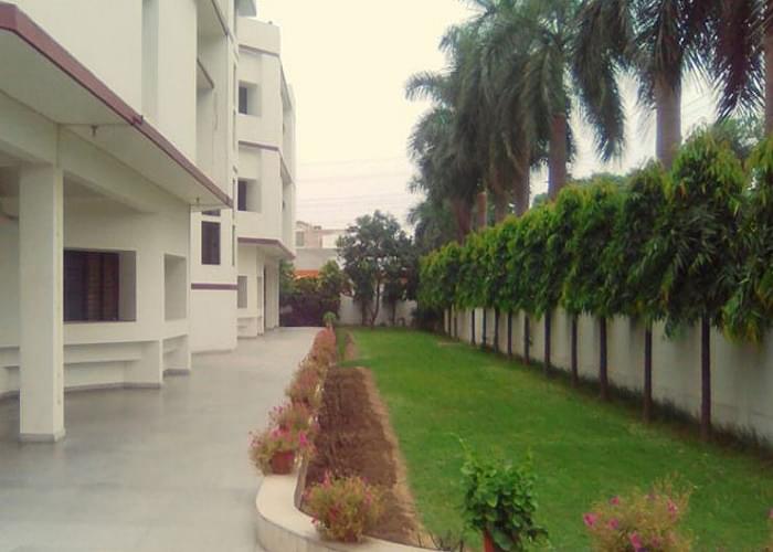 Institute of Productivity and Management Meerut hostel photo 3