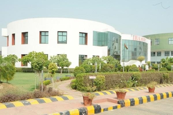Indus Business Academy Greater Noida IBS Campus View photo 8