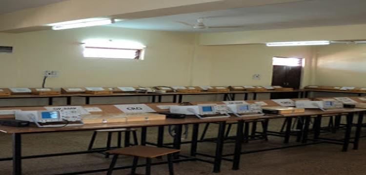 Dr. CV Raman University, Institute of Open and Distance Education Bilaspur Academic Building photo 4