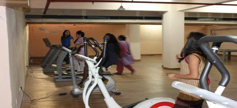 Lloyd Institute of Management and Technology Greater Noida Facility photo 1