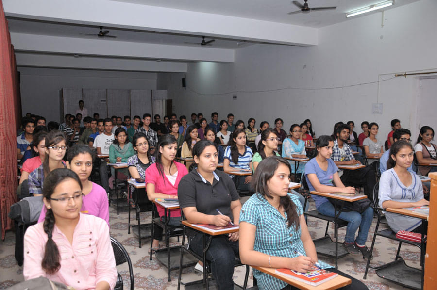 LR Institute of Management Solan Facility photo 3