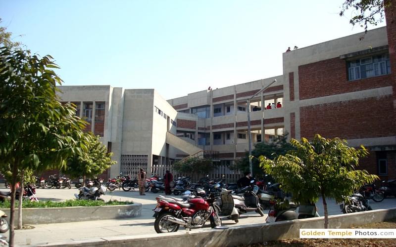 Maa Omwati Institute of Management and Technology Palwal Academic Building photo 5