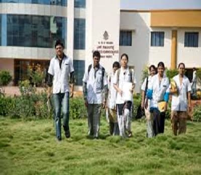 Madhu Vachaspati School of Management Kaushambi Campus photo 3