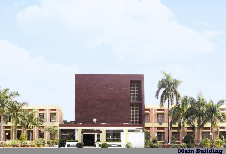 MNNIT Allahabad Academic Building photo 6