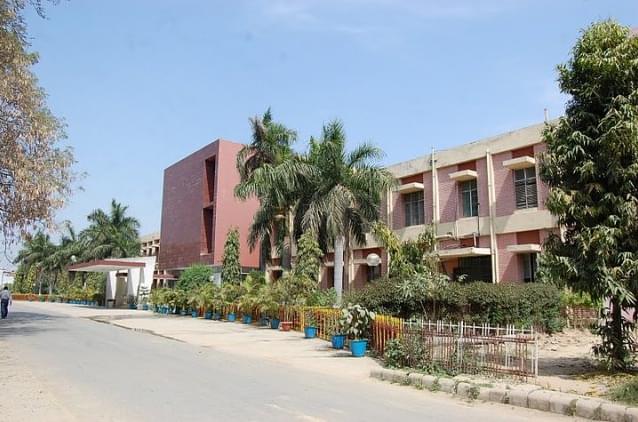 MNNIT Allahabad Academic Building photo 8