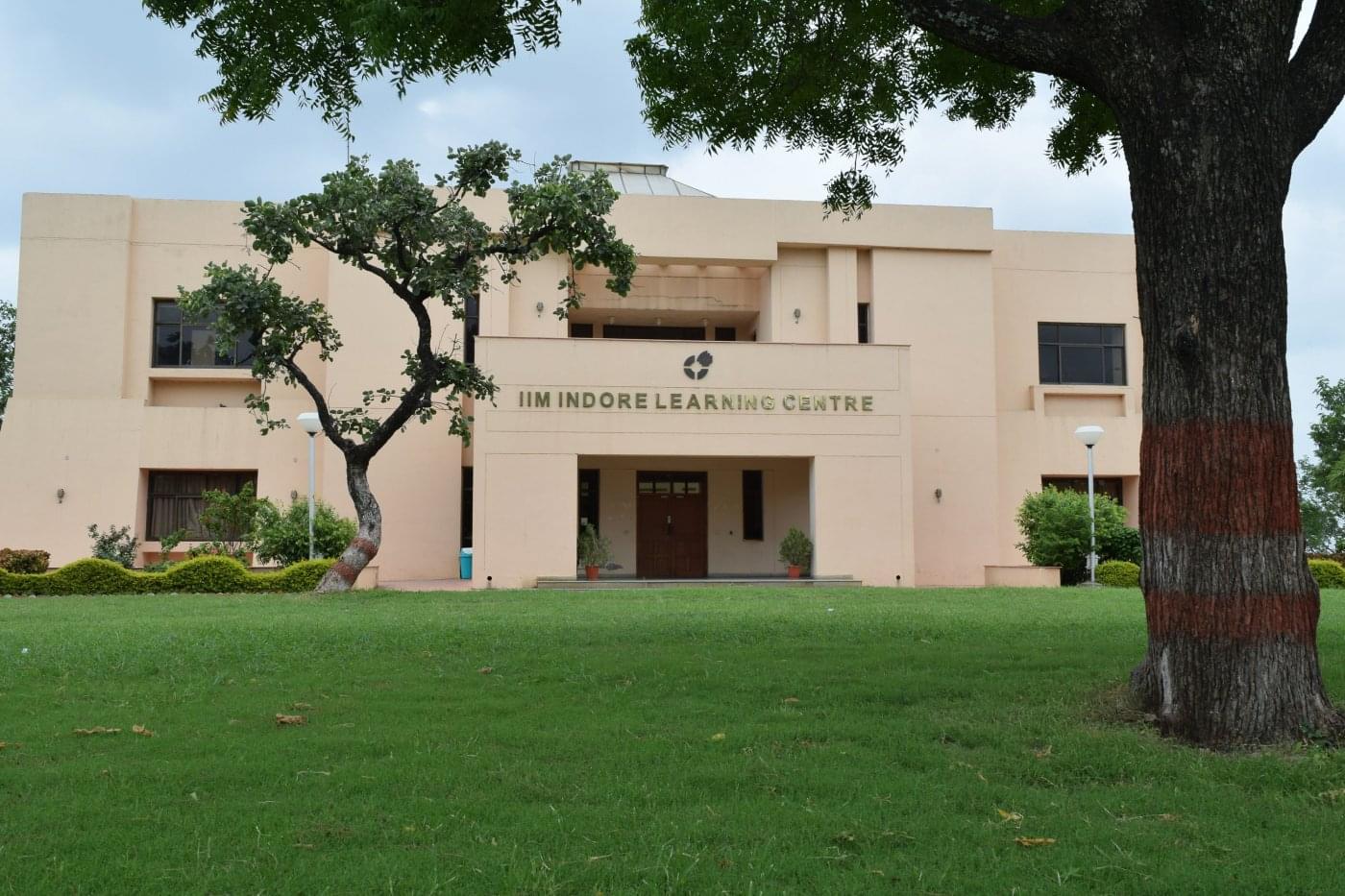 IIM Indore Library photo 9