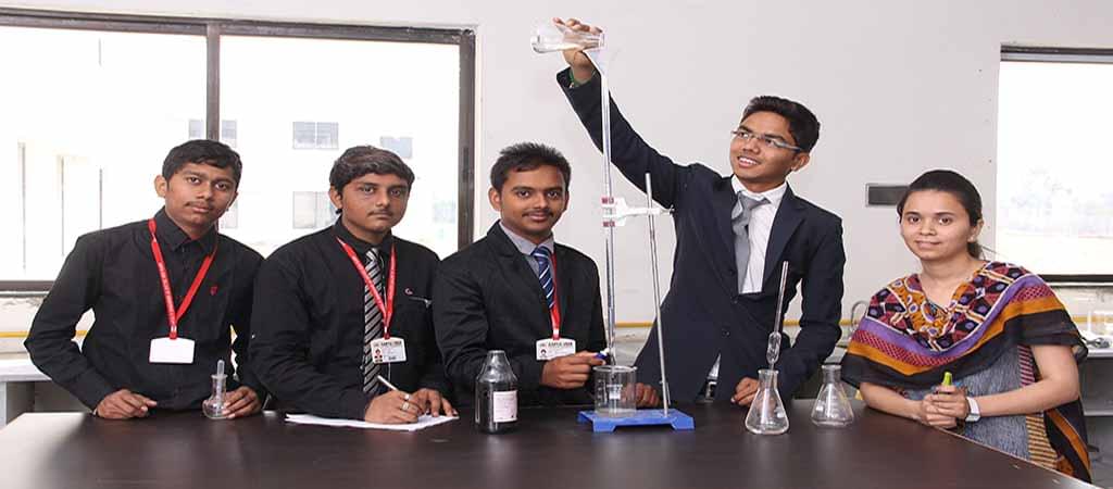 Aarya Veer College of Engineering & Technology Rajkot Building & Infrastructure photo 1