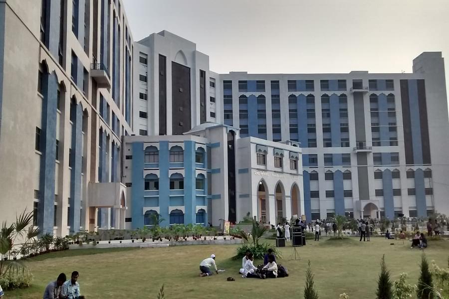 Aliah University Kolkata Academic Building photo 2