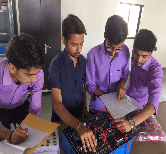 Smt. Shantaben HariBhai Gajera Engineering College Amreli Building & Infrastructure photo 13