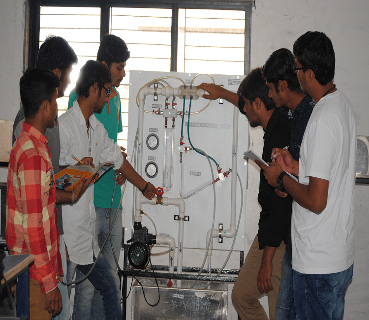 Smt. Shantaben HariBhai Gajera Engineering College Amreli Building & Infrastructure photo 15