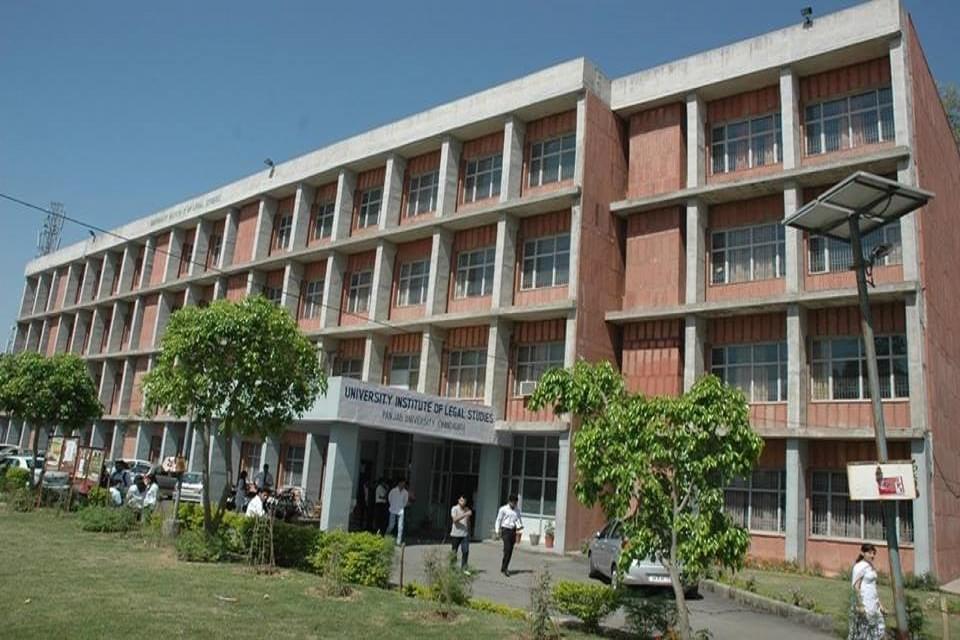 Panjab University Chandigarh hostel photo 1