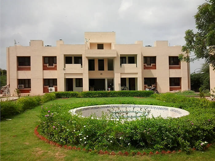IAR Gandhinagar hostel photo 3
