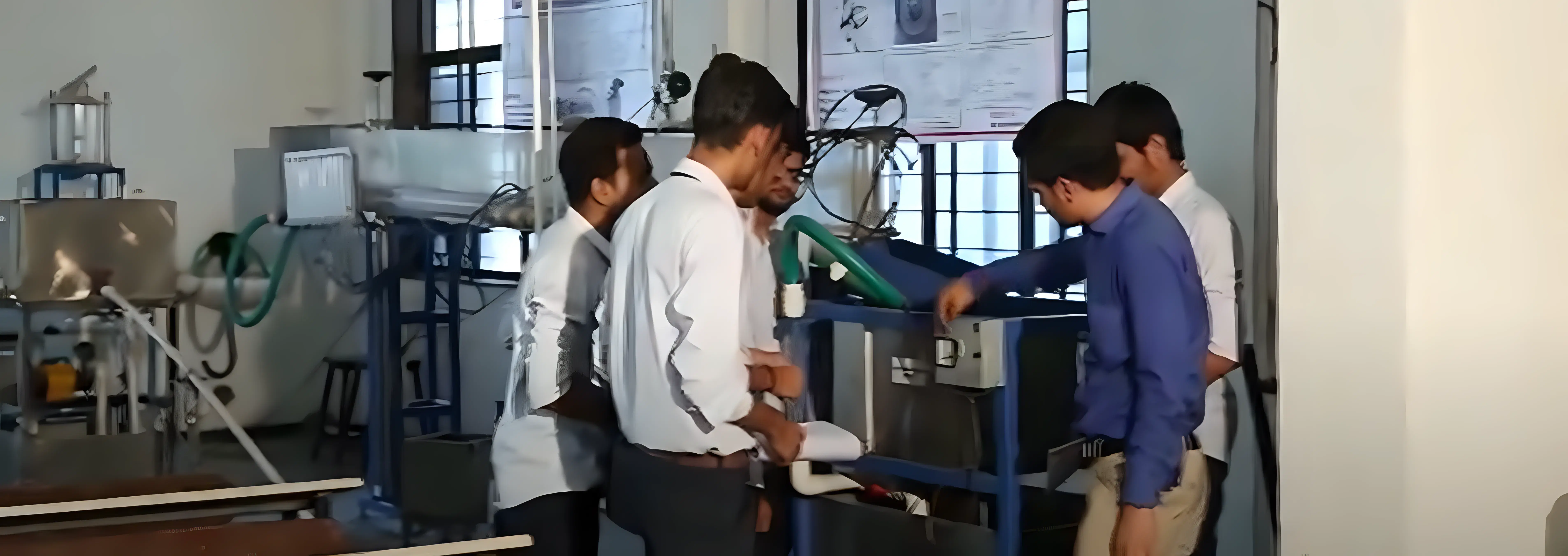 Shree Swami Atmanand Saraswati Institute of Technology Surat Academic Infrastructure photo 7