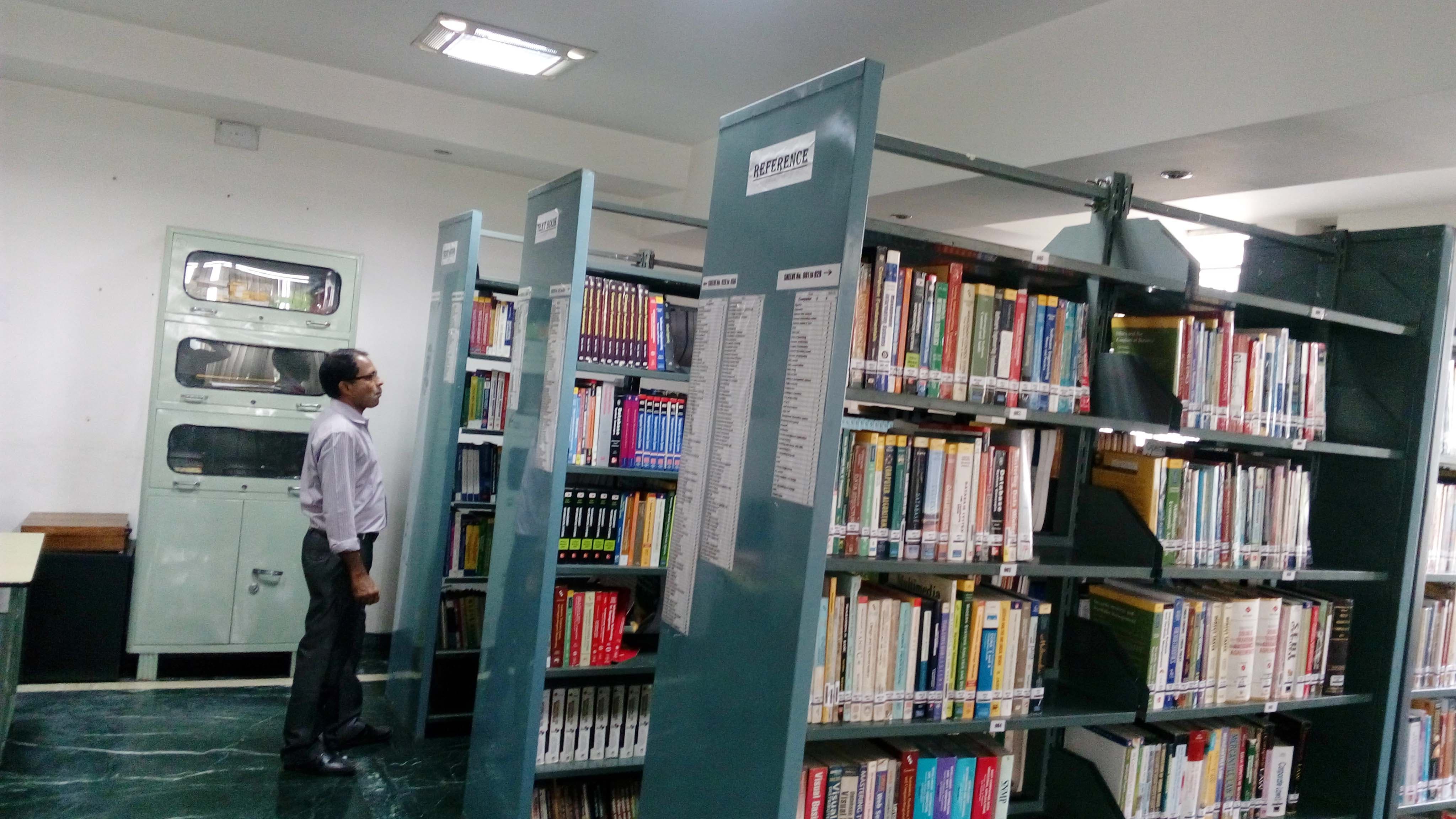 Periyar Management and Computer College New Delhi Infrastructure photo 1