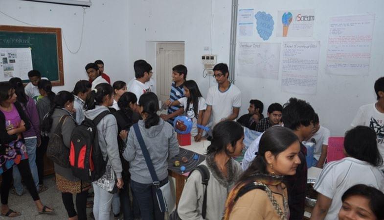 S G M English Medium College of Commerce and Management Vallabh Vidyanagar Events photo 9