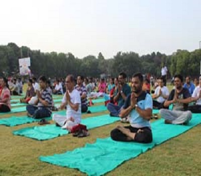 S G M English Medium College of Commerce and Management, CVM University Events photo 3