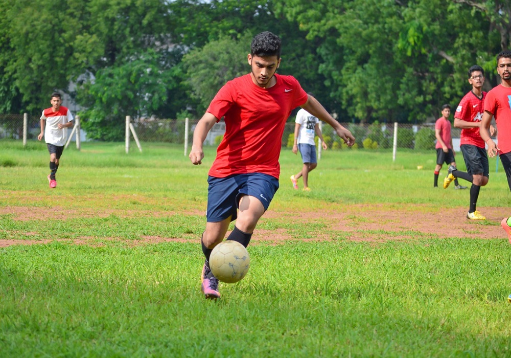 S G M English Medium College of Commerce and Management, CVM University Sports photo 1
