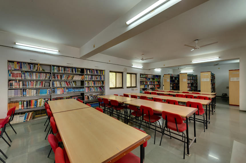 Shri Jairambhai Patel Institute of Business Management and Computer Applications Gandhinagar Facility photo 1