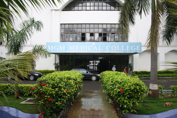 MGM Medical College Navi Mumbai Academic Building photo 3