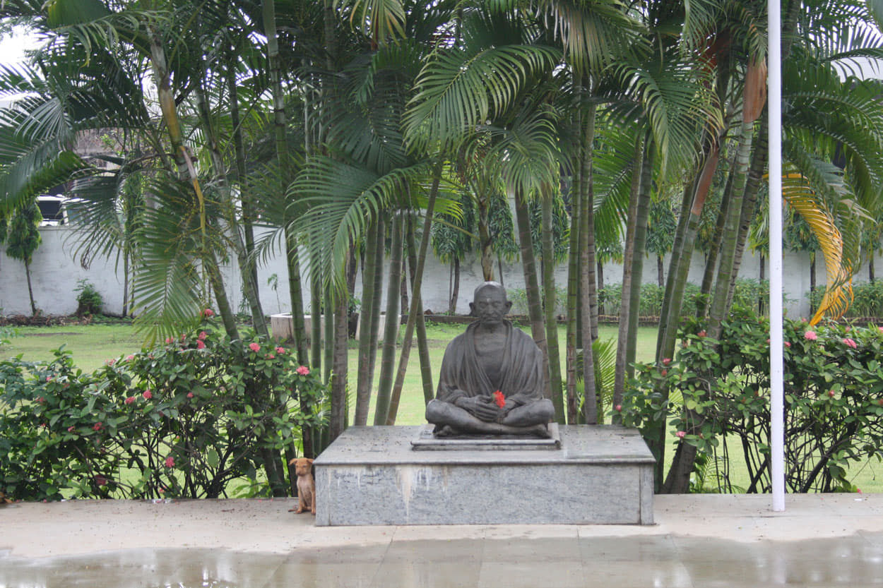 MGM Medical College Navi Mumbai Academic Building photo 4