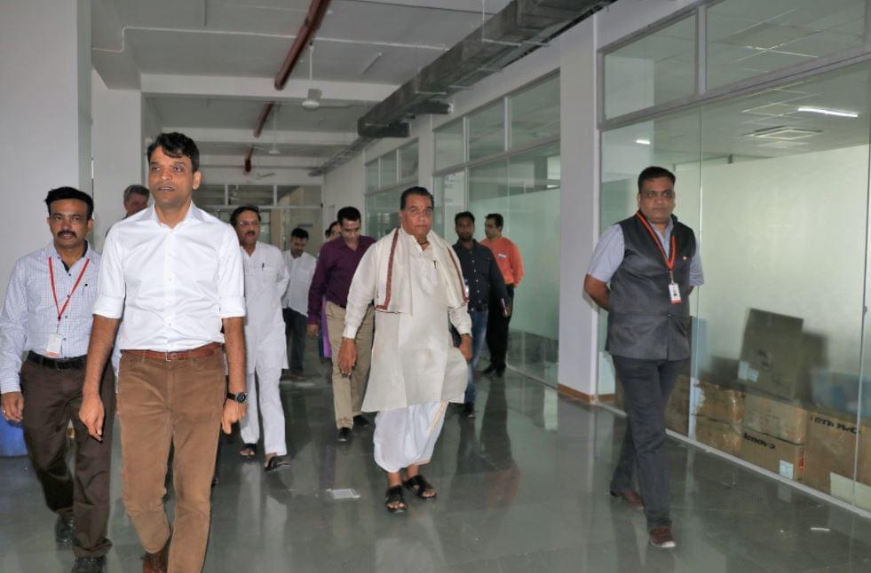 Avantika University Ujjain MAEER's President and Members Visit photo 3