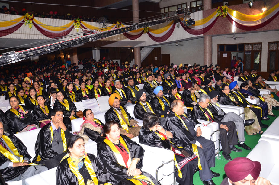 Sri Guru Ram Das Institute of Medical Sciences & Research Amritsar Convocation photo 14