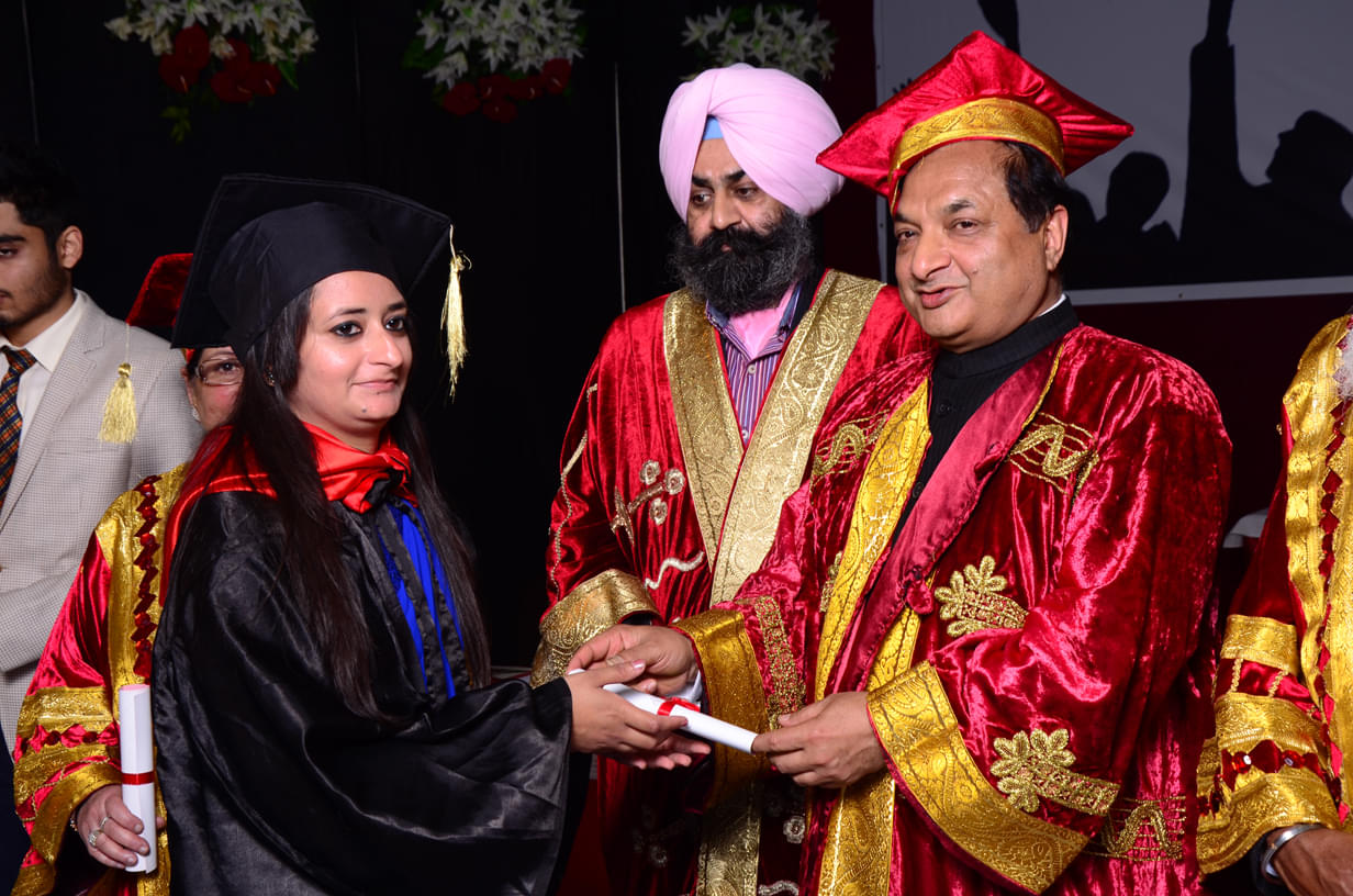 Sri Guru Ram Das Institute of Medical Sciences & Research Amritsar Convocation photo 4