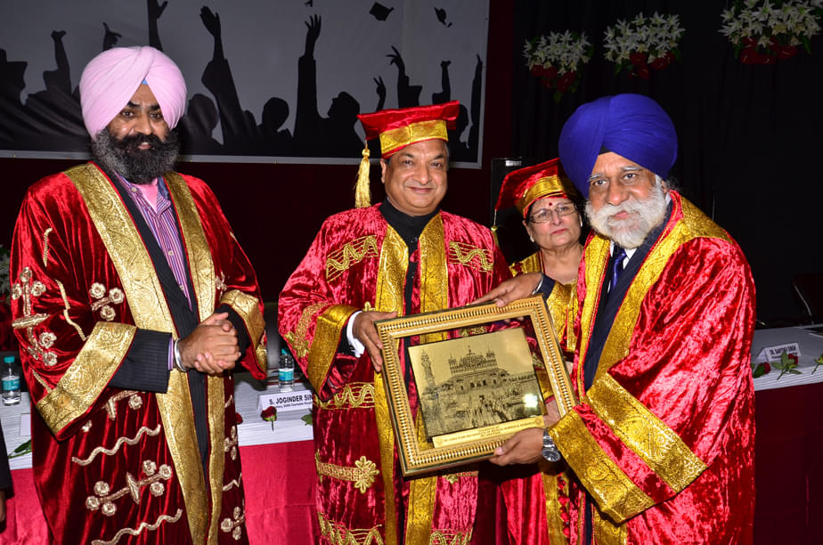 Sri Guru Ram Das Institute of Medical Sciences & Research Amritsar Convocation photo 9