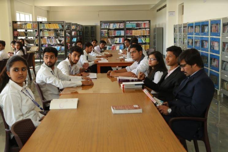 SAITM Library photo 1