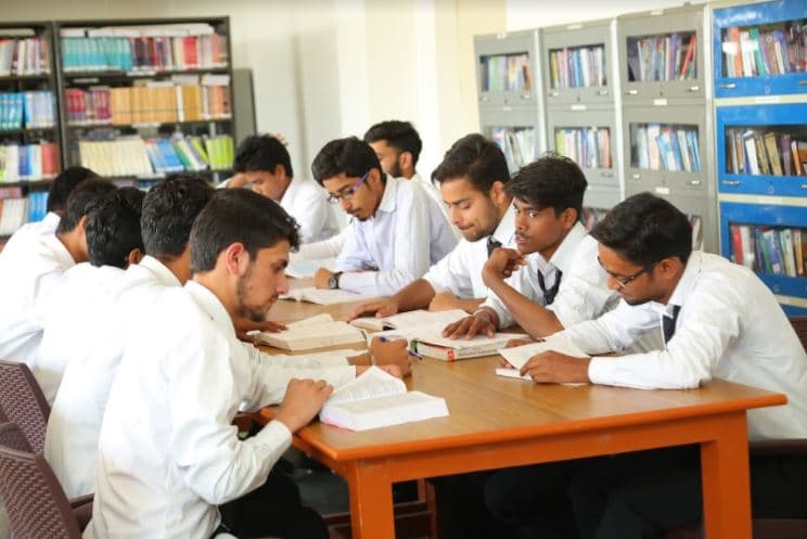 SAITM Library photo 2