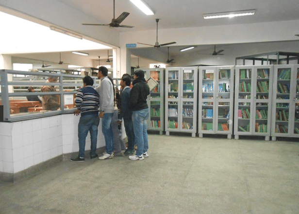 Swami Shraddhanand College Infrastructure photo 2