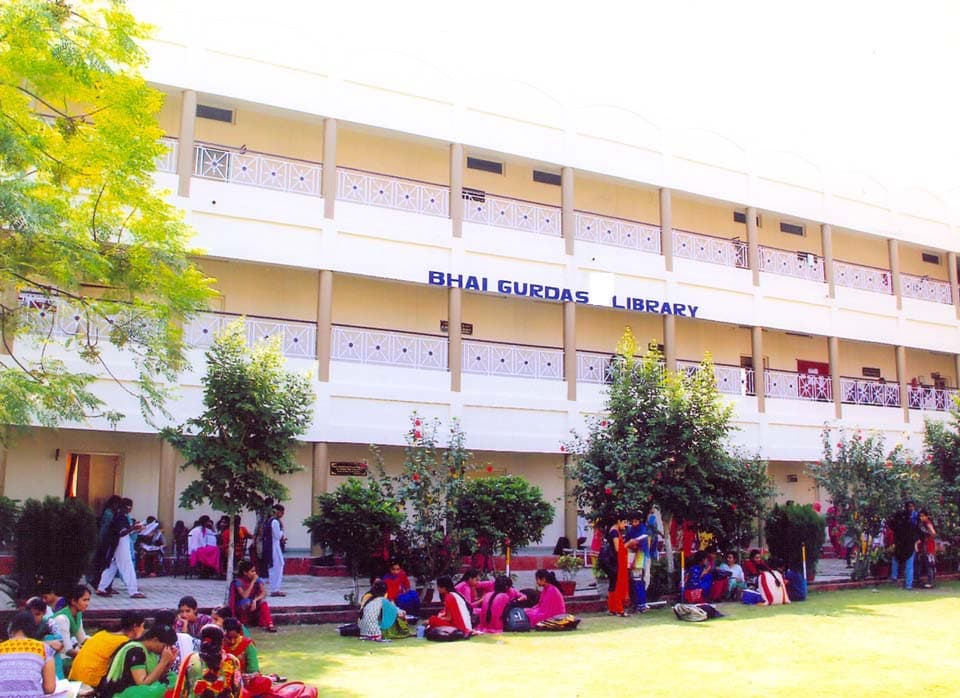 Dasmesh Girls College Hoshiarpur Building & Infrastructure photo 1