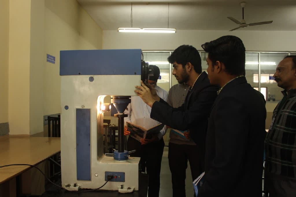 MEDICAPS University Facilities photo 14