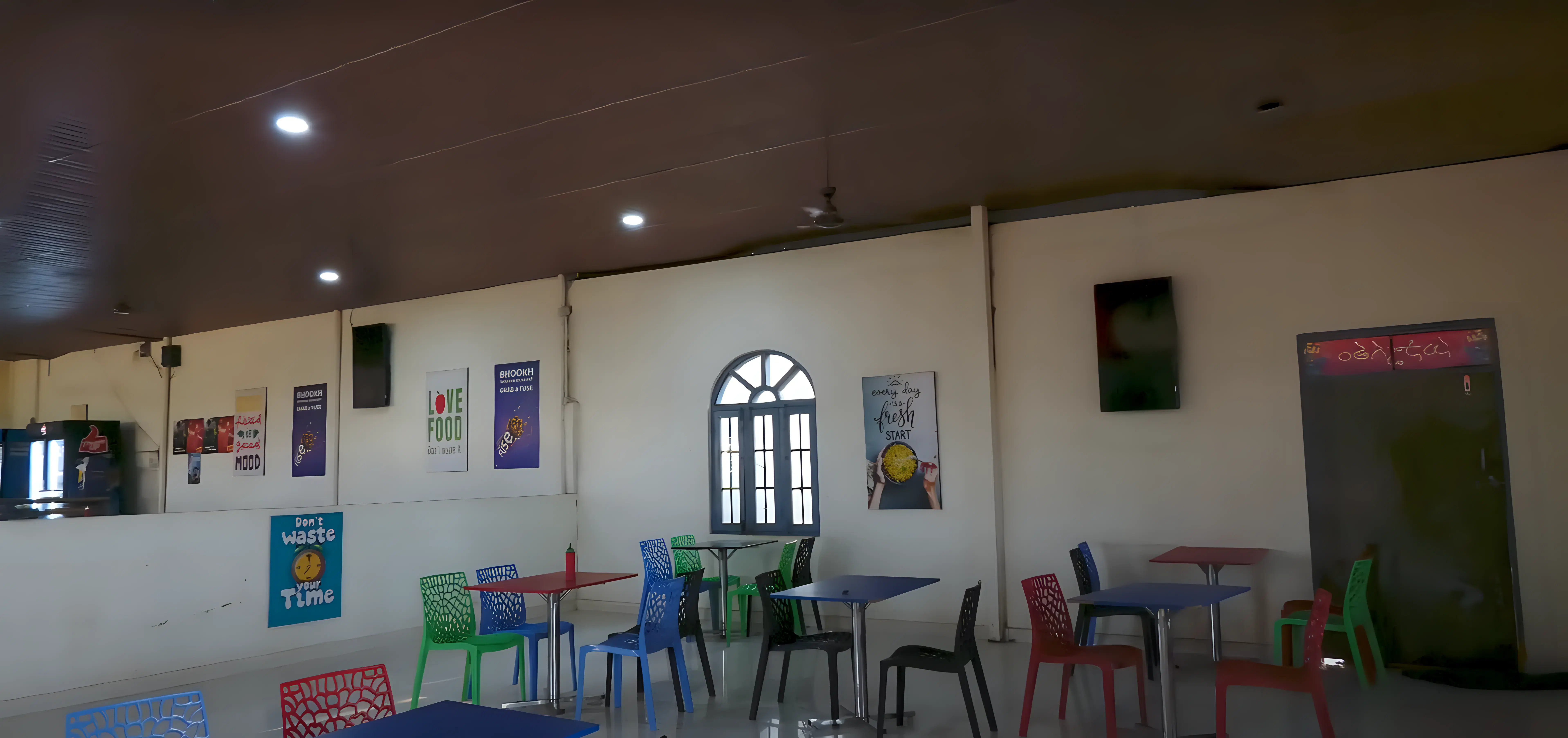 Sri Indu College of Engineering and Technology Ibrahimpatnam Canteen photo 2