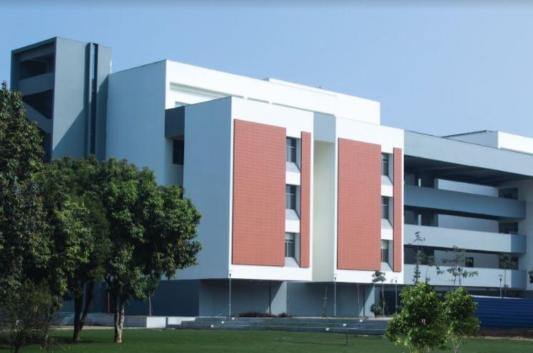 BML Munjal University, School of Management Gurgaon Academic Building photo 1