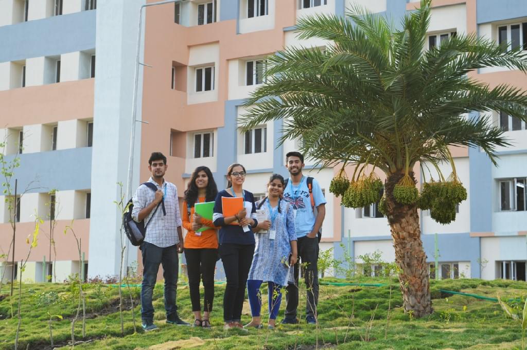 VIT Bhopal Academic Building photo 1