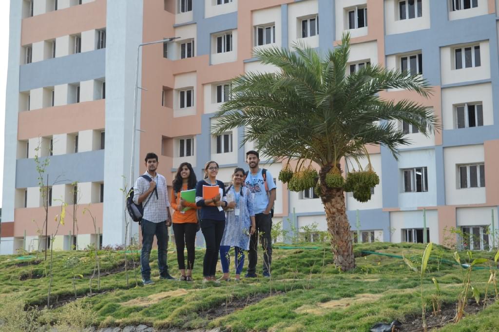 VIT Bhopal Academic Building photo 2