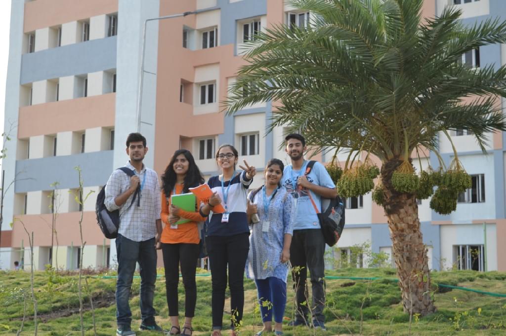 VIT Bhopal Academic Building photo 3