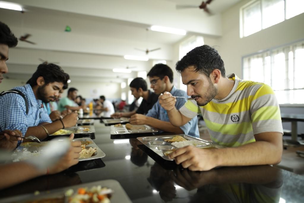VIT Bhopal Cafeteria photo 3